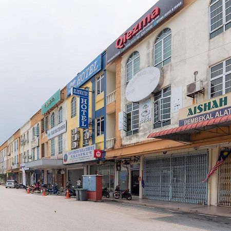 Oyo 44095 Bluewater Hotel Mersing Kültér fotó